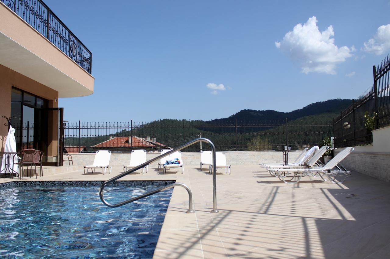Park And Vella Hills Welingrad