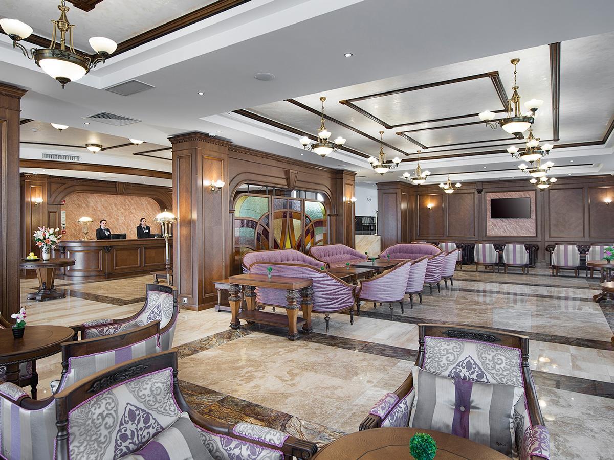 Resort Park And Vella Hills 4*