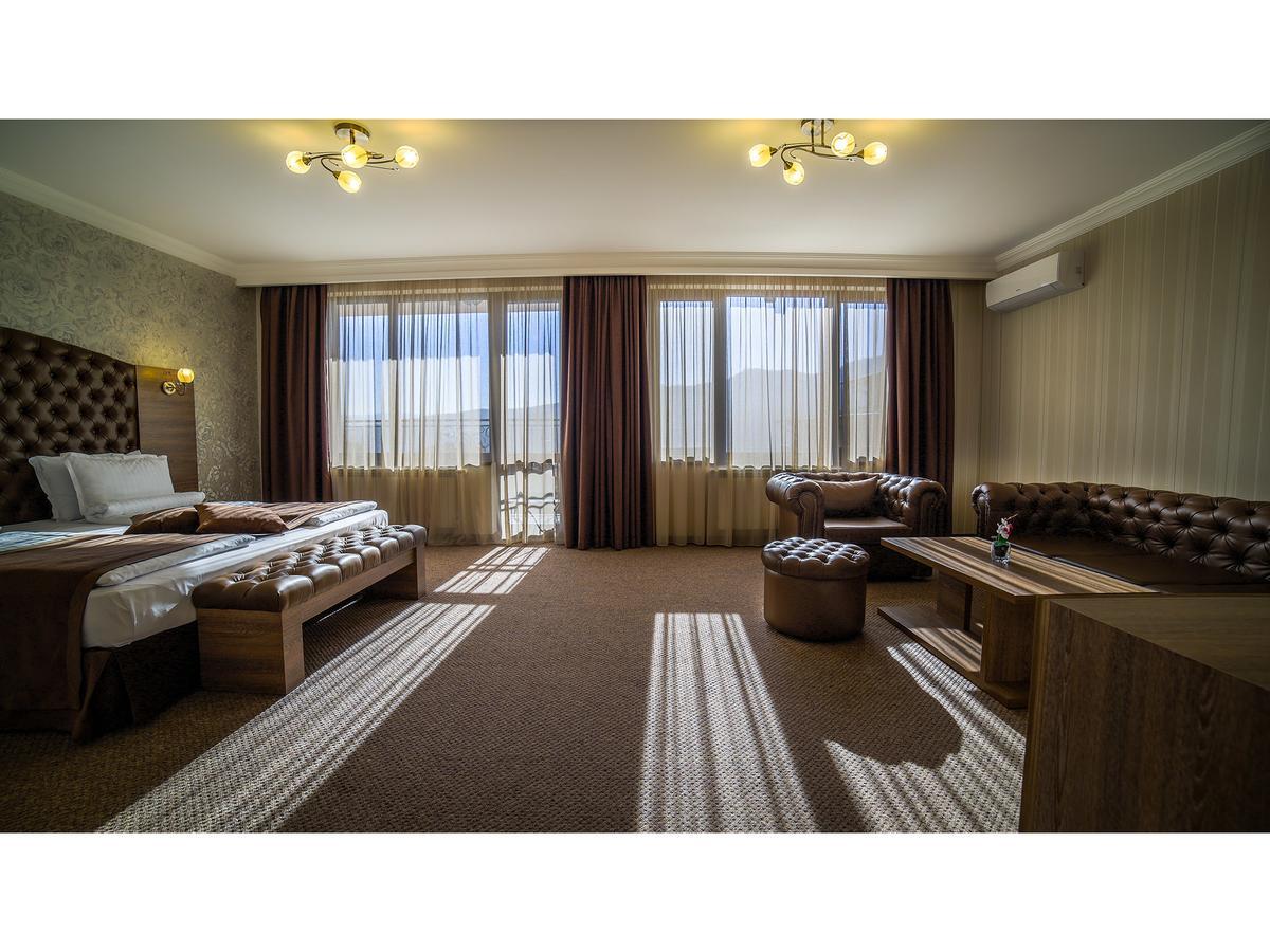 Park And Vella Hills 4* Welingrad
