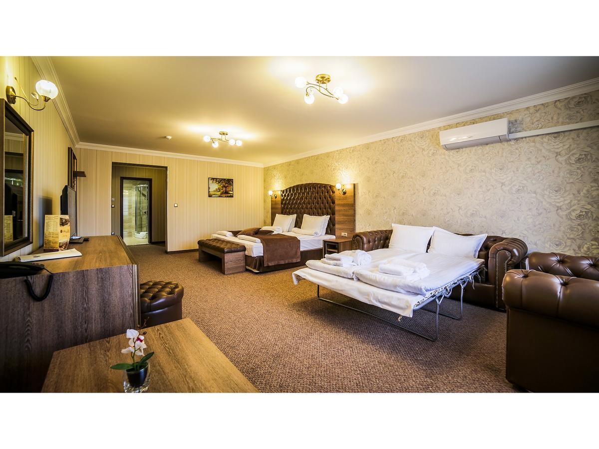 Park And Vella Hills Resort Welingrad
