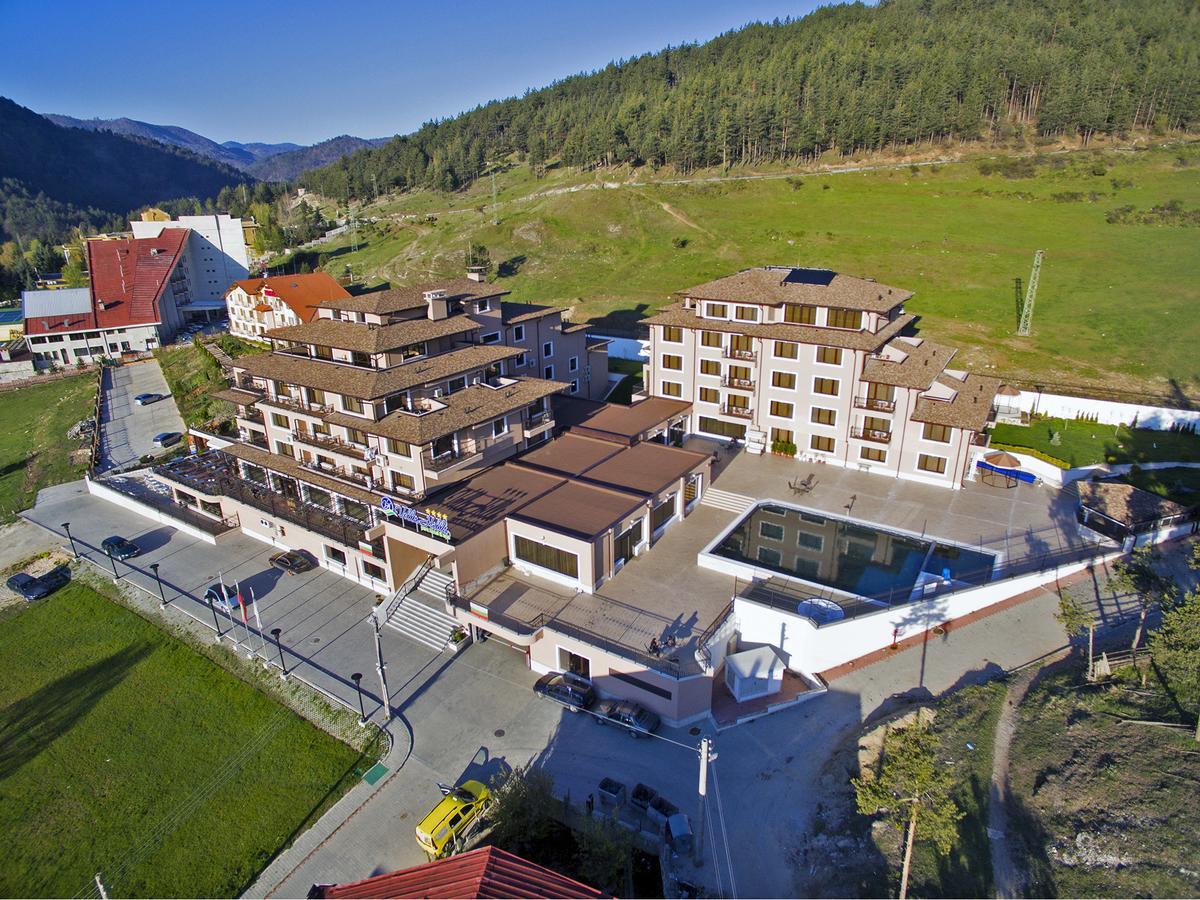 Park And Vella Hills Resort Welingrad